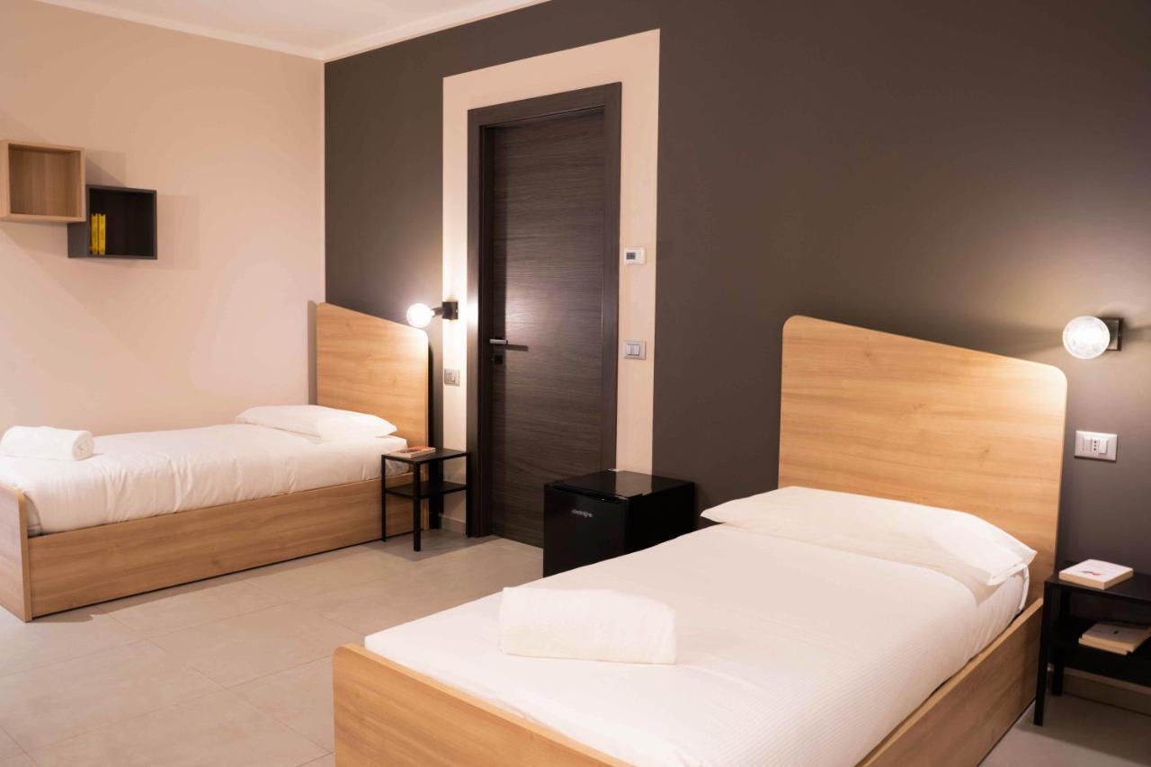 Terranova49 Aparthotel Novara Kültér fotó
