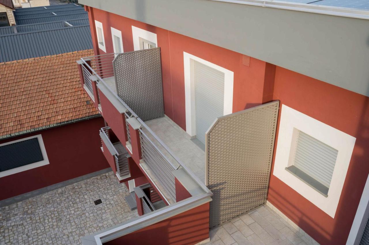 Terranova49 Aparthotel Novara Kültér fotó