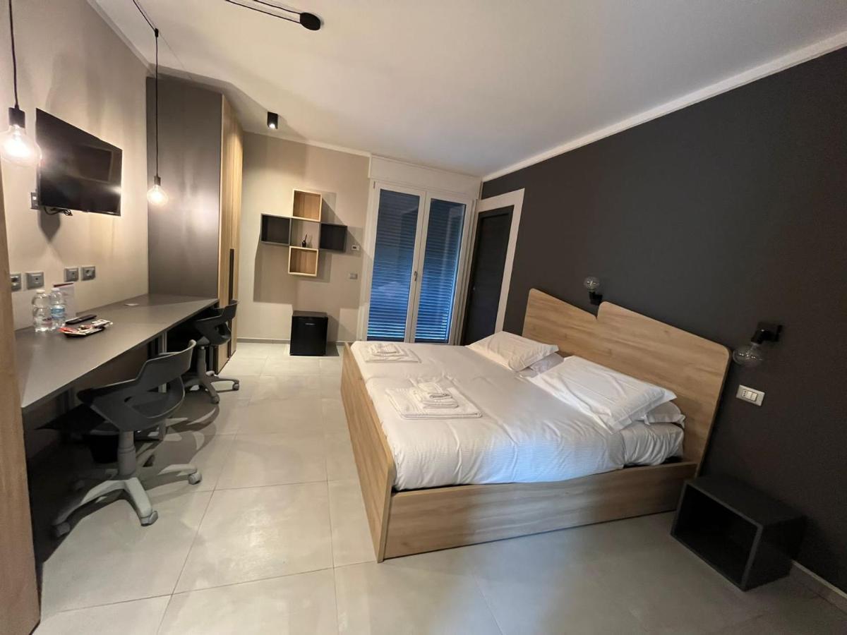 Terranova49 Aparthotel Novara Kültér fotó